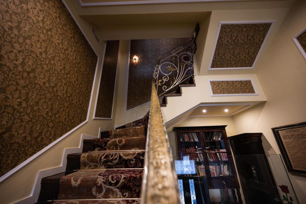 Boutique Hotel Anagennisis Pírgos Екстериор снимка